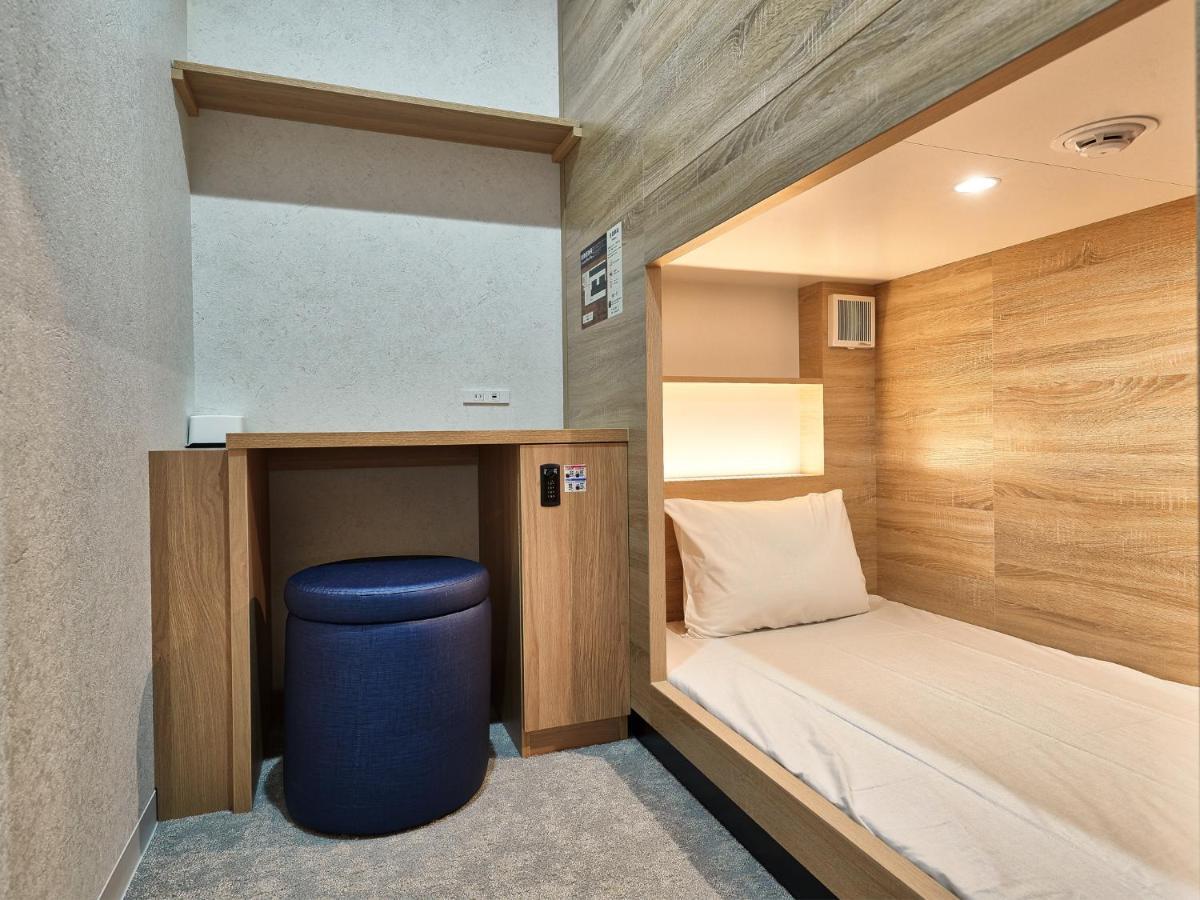Cabin&Hotel Retime Naha Buitenkant foto